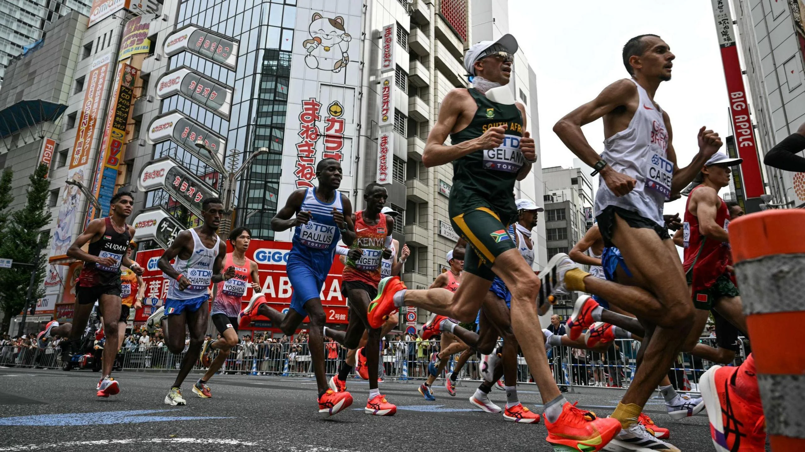 Great Britain's Emile Cairess competes in the men's marathon in Tokyo