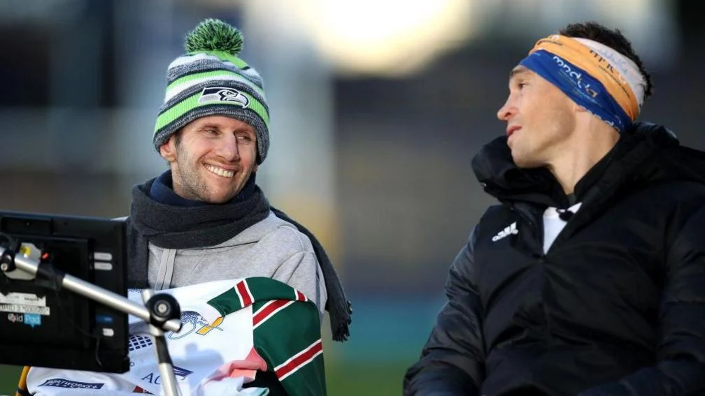 Rob Burrow (left) and Kevin Sinfield (right)